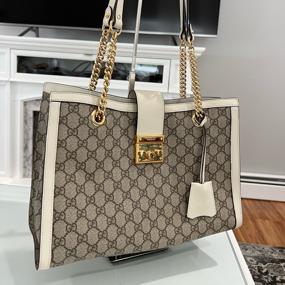 Worn once medium Gucci supreme padlock bag